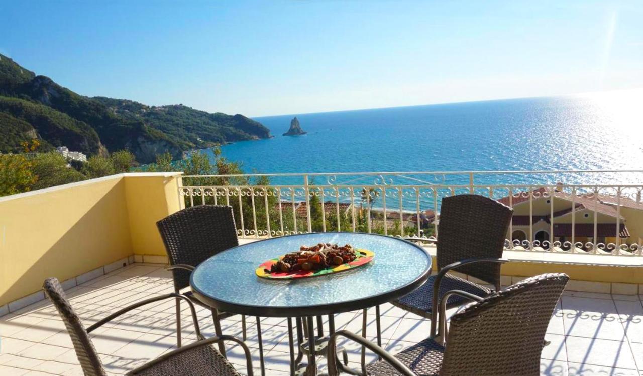 Natalia A With Panoramic Sea Views Of Agios Gordios Bay Appartement *